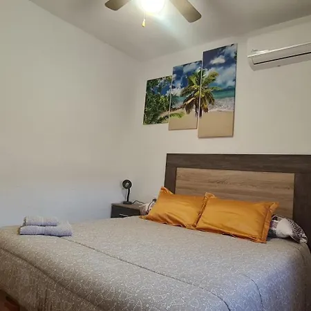 3 Dormitorios, 2 Camas De 150 Y 2 De 90, Piscina Y Mar Apartment