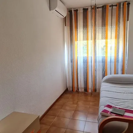 Apartment 3 Dormitorios, 2 Camas De 150 Y 2 De 90, Piscina Y Mar