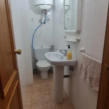 3 Dormitorios, 2 Camas De 150 Y 2 De 90, Piscina Y Mar * Almeria